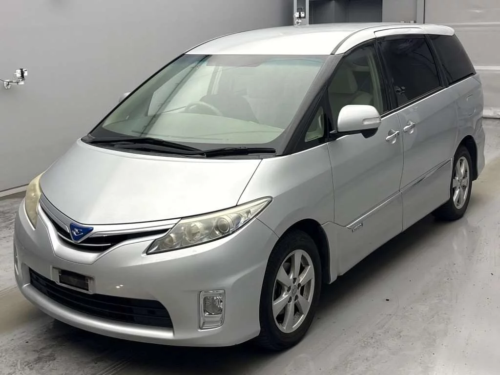 Toyota Estima 2010