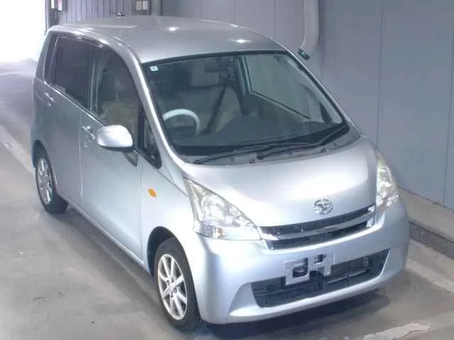 Daihatsu Move 2012
