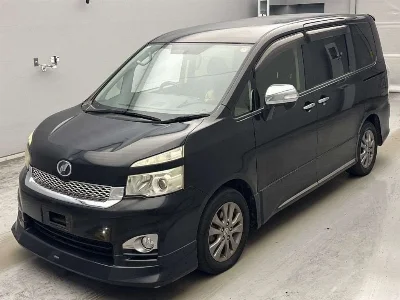 Статистика аукционов Toyota Voxy