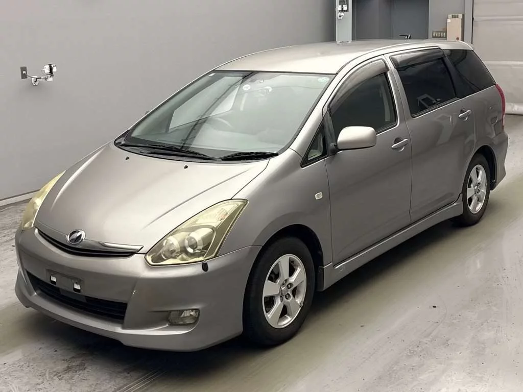 Toyota Wish 2005