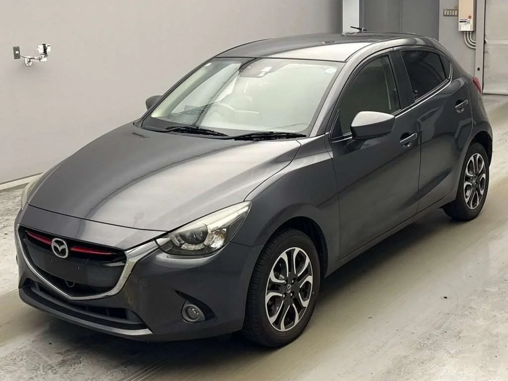 Mazda Demio 2015