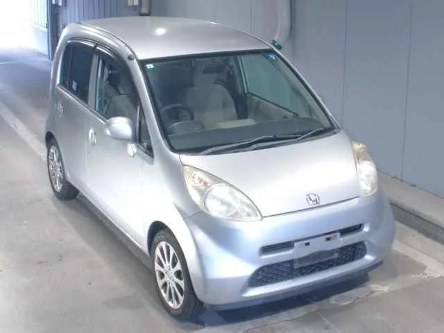 Honda Life 2005