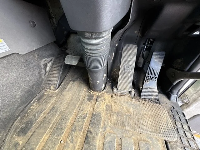 NISSAN DIESEL (UD) QUON  с аукциона в Японии