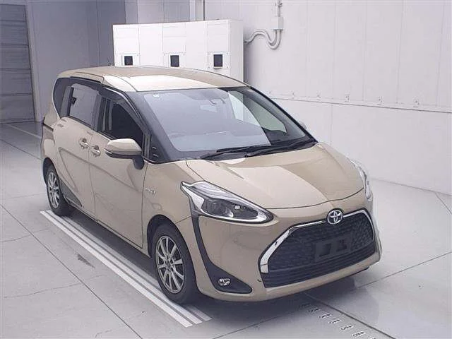 Toyota Sienta 2018