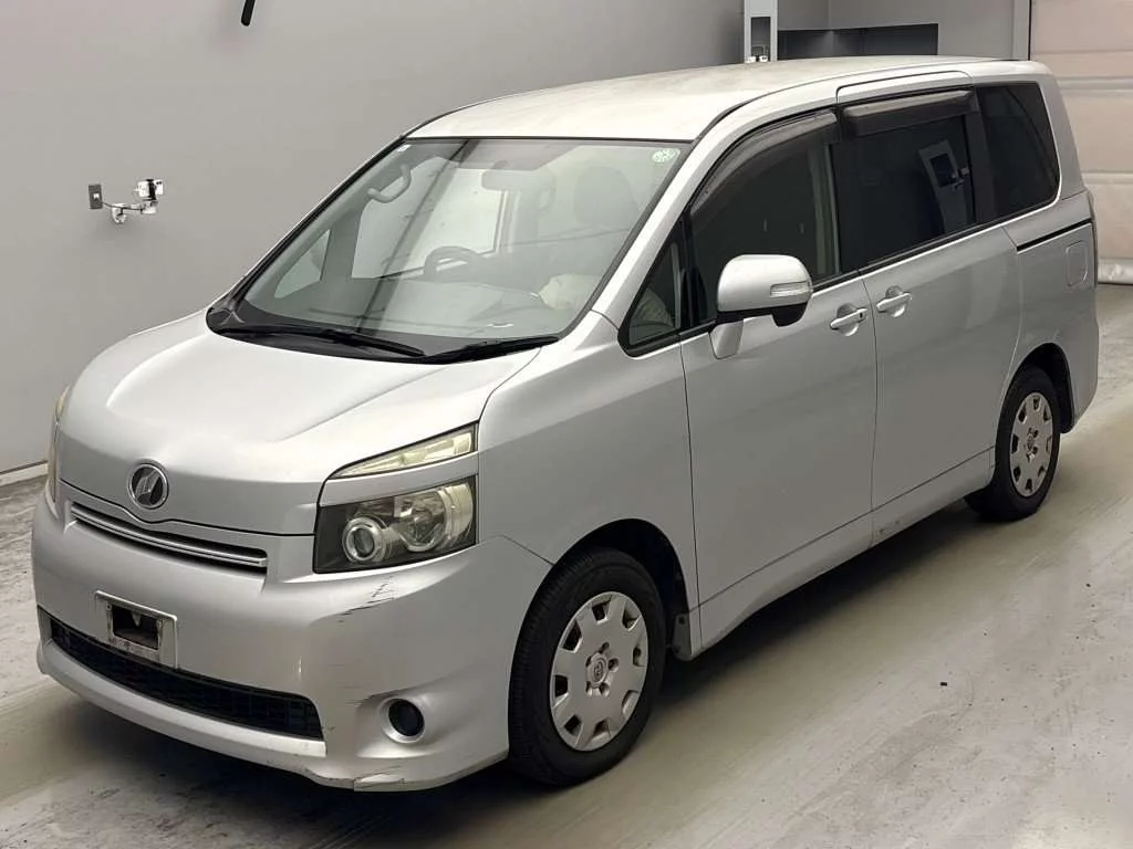 Toyota Voxy 2007
