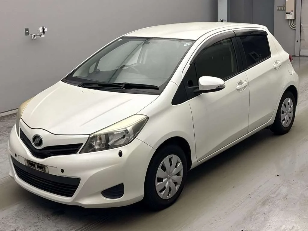 Toyota Vitz 2012