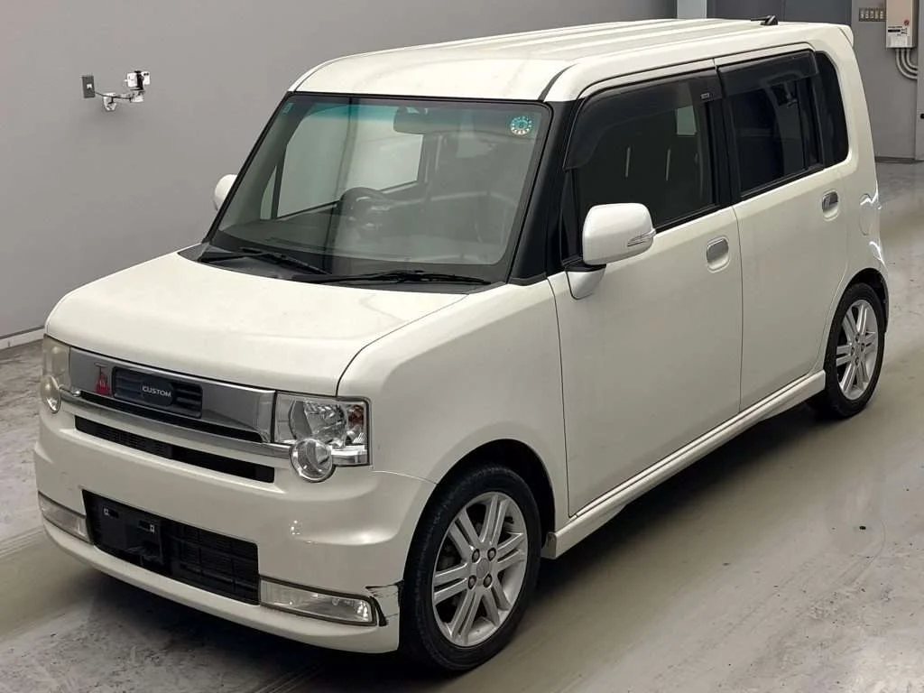 Daihatsu Move Conte 2013