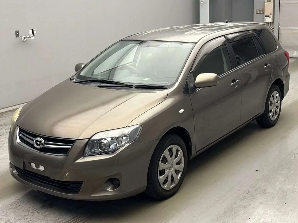 Toyota Corolla Fielder 2010