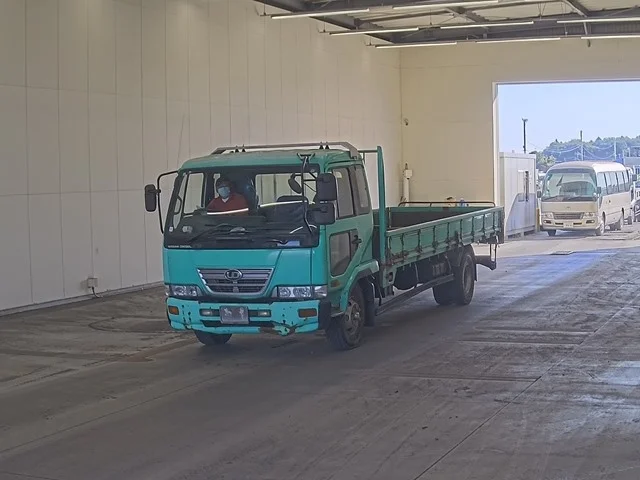 NISSAN DIESEL (UD) CONDOR  с аукциона в Японии