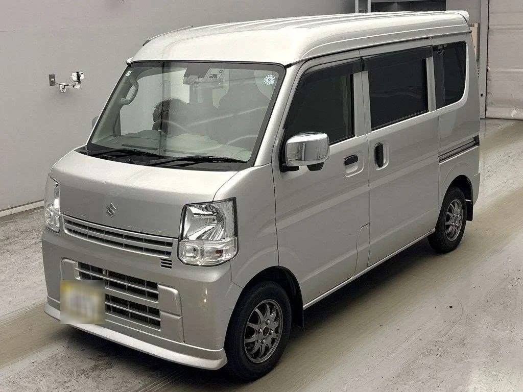 Suzuki Every 2018