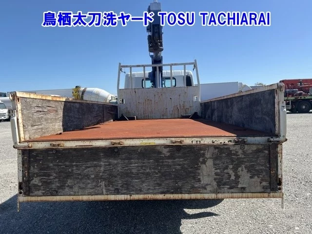 Mitsubishi Fuso Canter 2011