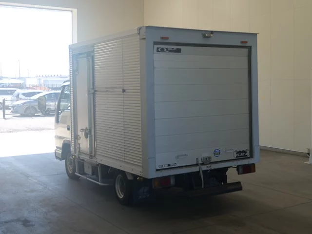 Isuzu Elf 2004