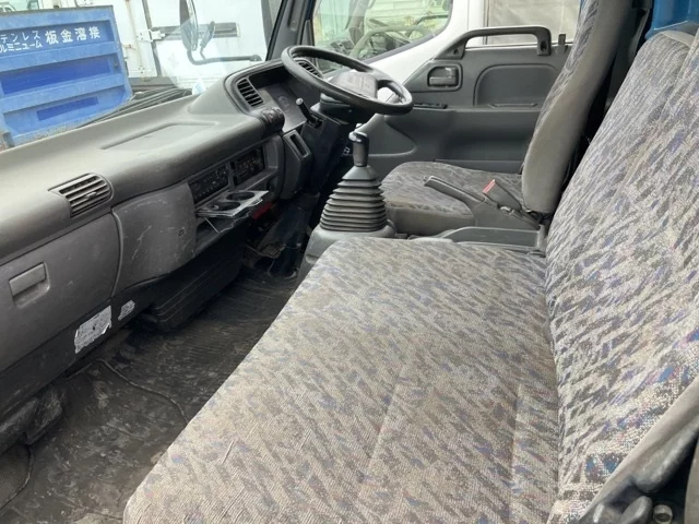 Isuzu Elf  с аукциона в Японии