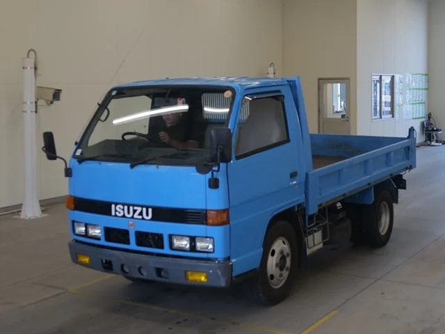 Isuzu Elf 1988