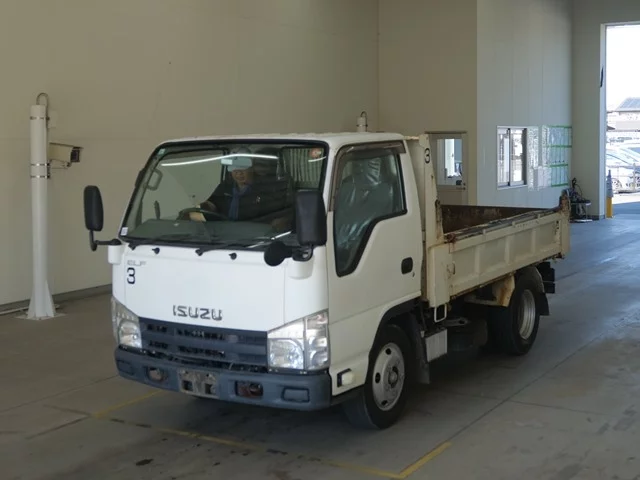 Isuzu Elf 2013