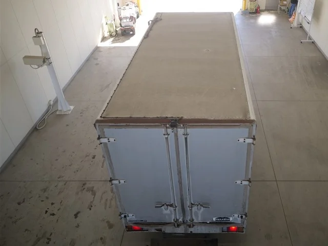 Isuzu Elf  с аукциона в Японии