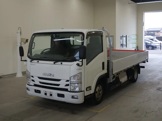 Isuzu Elf 2018