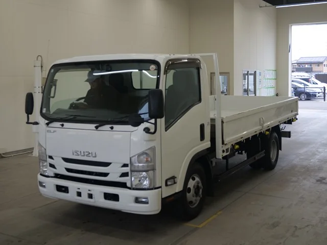 Isuzu Elf 2019