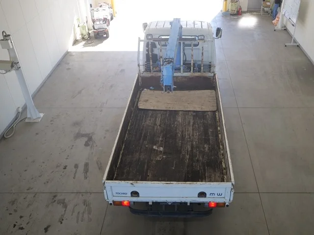Mitsubishi Fuso Canter  с аукциона в Японии