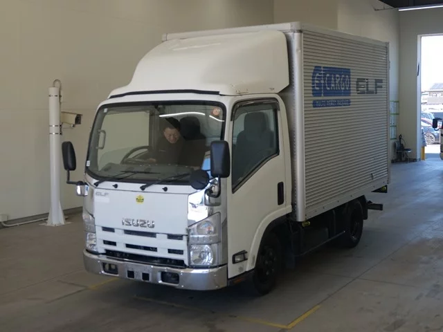 Isuzu Elf 2006
