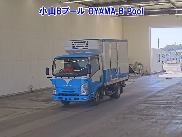 Isuzu Elf 2015