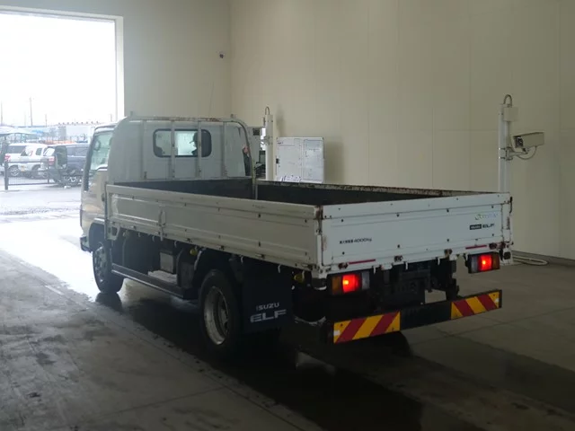 Isuzu Elf  с аукциона в Японии