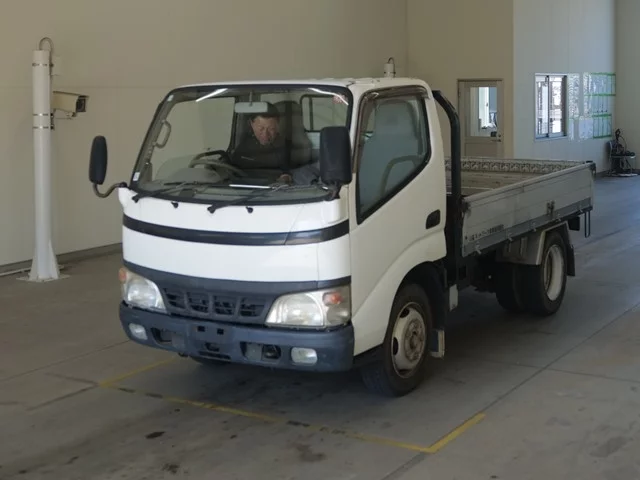 Hino Dutro  с аукциона в Японии
