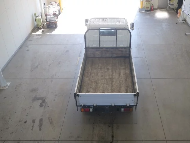 Hino Dutro  с аукциона в Японии