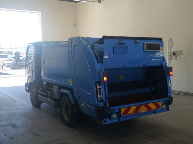 Isuzu Elf  с аукциона в Японии