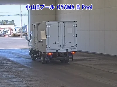 MITSUBISHI CANTER