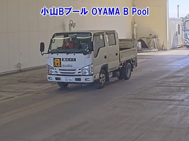Isuzu Elf 2016