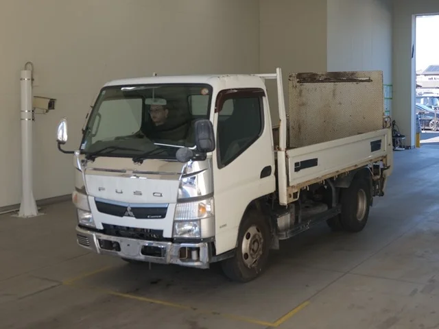 Mitsubishi Fuso Canter 2016