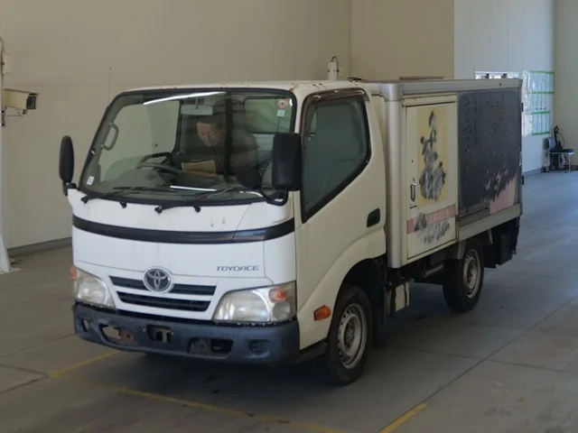 Toyota ToyoAce 2010