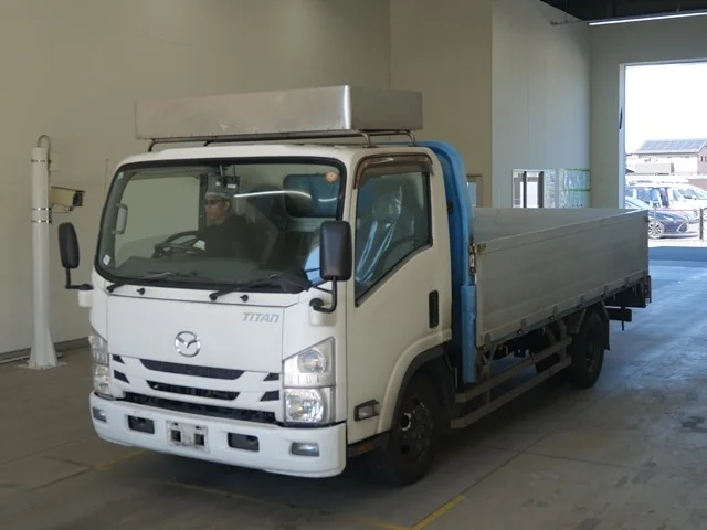 Mazda Titan  с аукциона в Японии