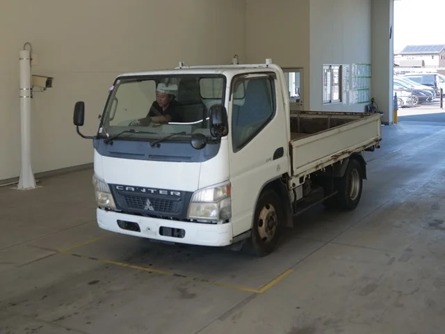 Mitsubishi Fuso Canter 2004