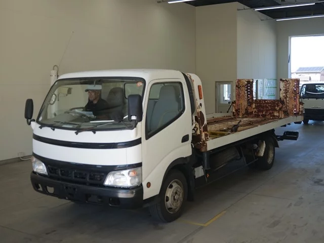 Toyota Dyna  с аукциона в Японии