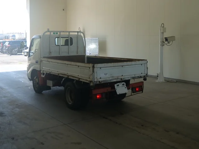 Hino Dutro  с аукциона в Японии