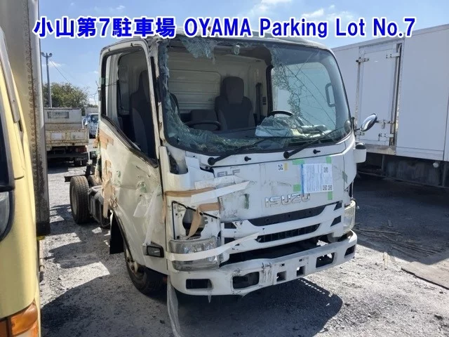 Isuzu Elf 2016
