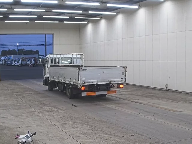 Isuzu Forward  с аукциона в Японии