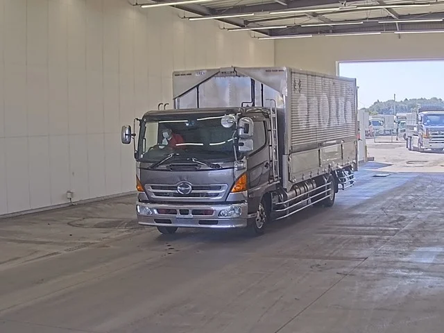 Hino Ranger 2003