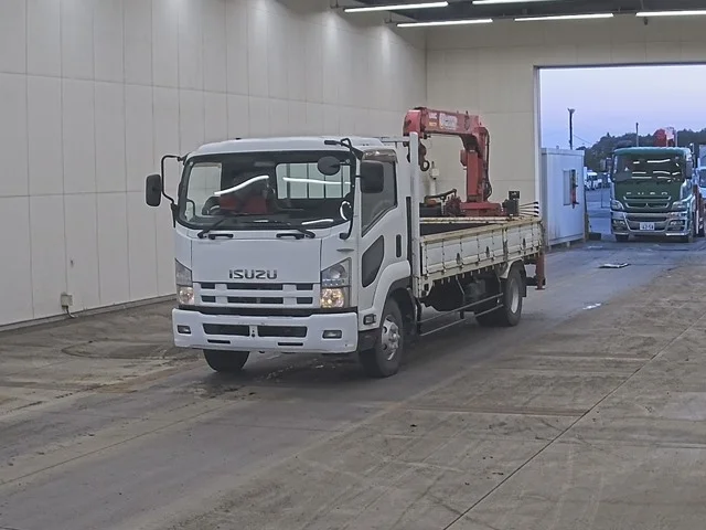 Isuzu Forward 2013