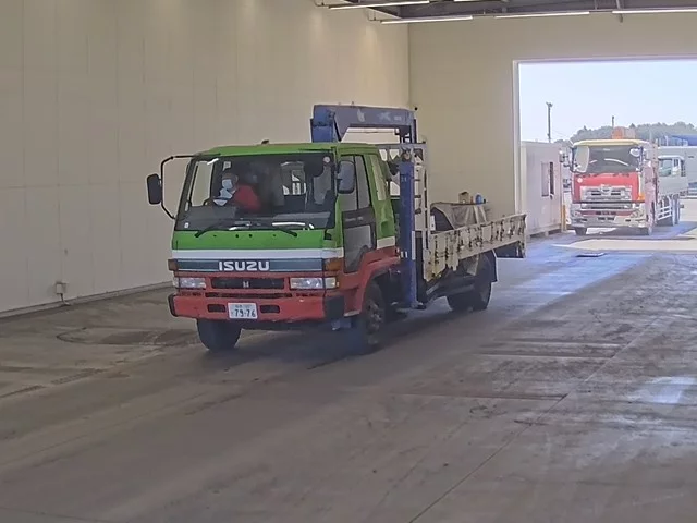 Isuzu Forward  с аукциона в Японии