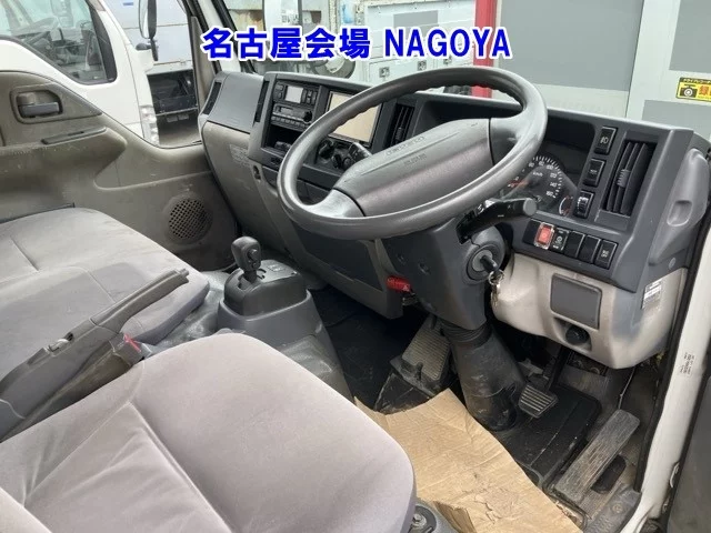Isuzu Elf  с аукциона в Японии