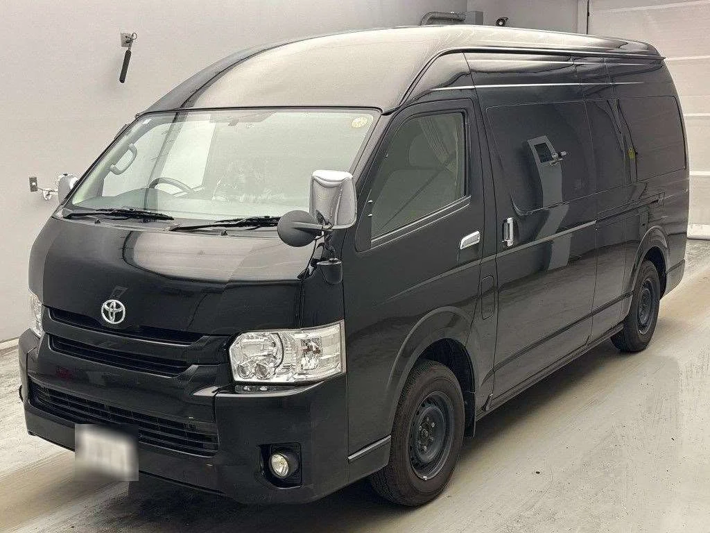 Toyota HiAce 2016