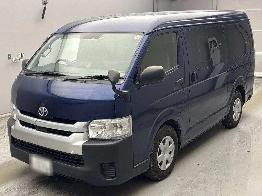 Toyota HiAce 2018