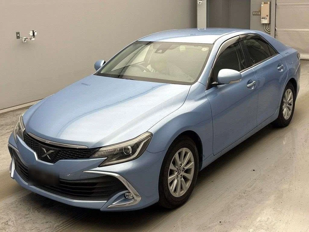 Toyota Mark X 2018