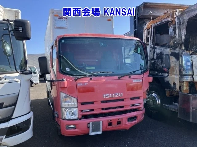 Isuzu Elf 2014
