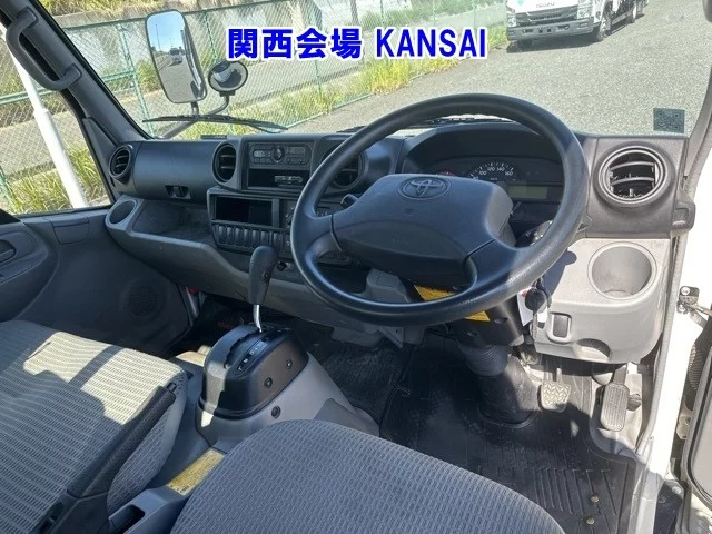 Toyota Dyna 2020