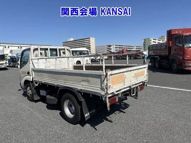 Hino Dutro  с аукциона в Японии