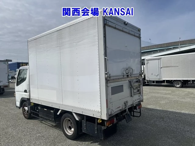 Mitsubishi Fuso Canter 2015